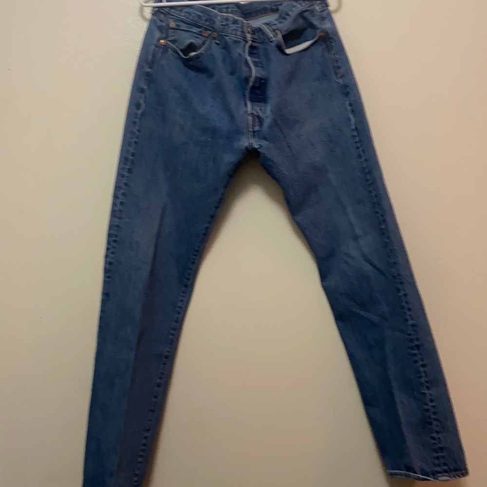 34 32. 501 Levi’s in mint condition